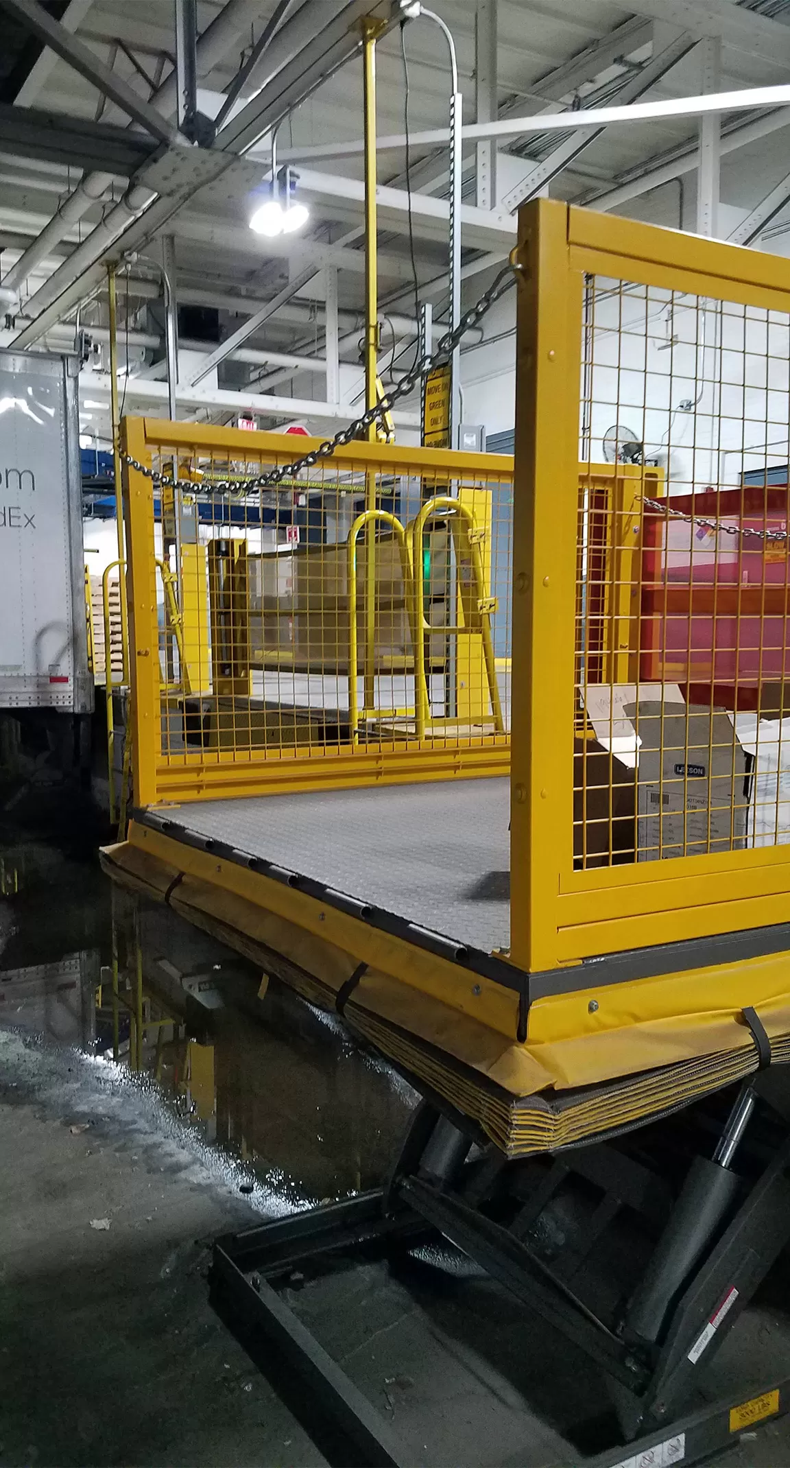 Automated Warehouse Truck Lifts Systems Automated Warehouse Truck Lifts Systems